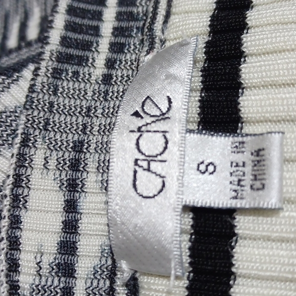 CACHE GIRLS TOP SIZE 8 IN A BEAUTIFUL BLACK AND WHITE STRIPE ♥️ - Picture 6 of 6
